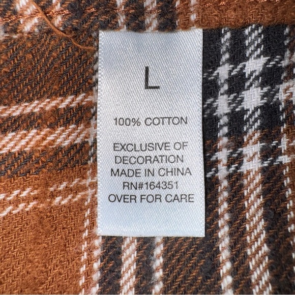 Vendor Women’s  Flannel Shirt Sz Large Brown 💯 Cotton LSleeve Pearl Snaps Fringe - Picture 9 of 10